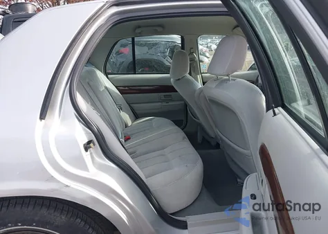 2003 Mercury Grand Marquis Gs из США, поврежденный, VIN 2MEFM74W93X660466